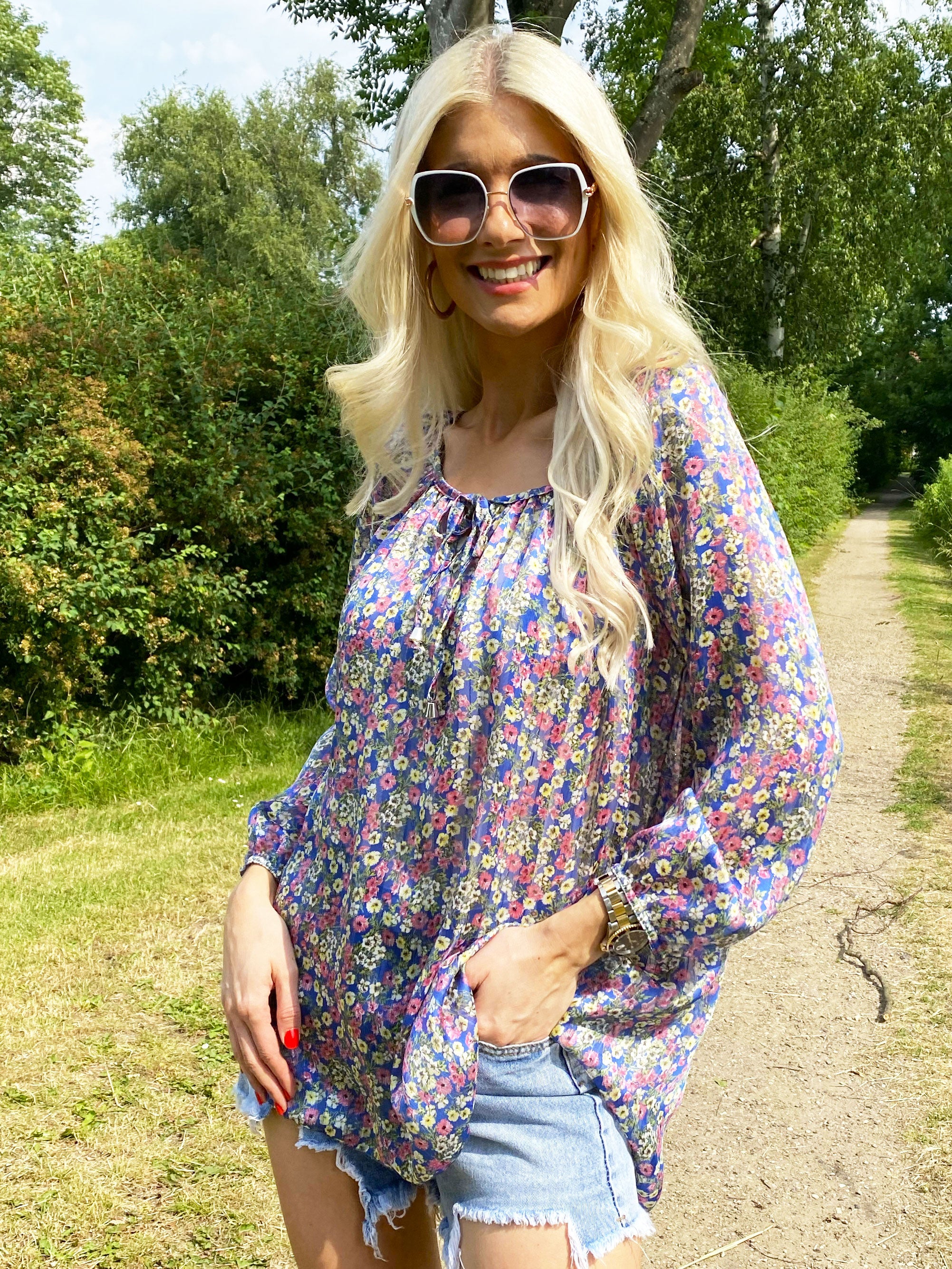 Astrid - Blomstret tunika i chiffon